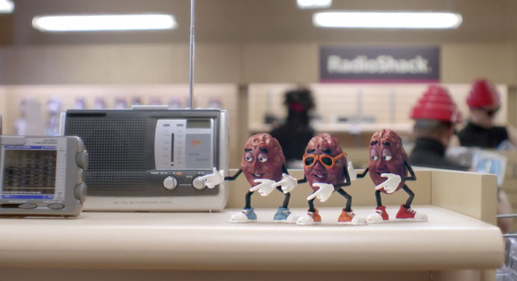 Radio Shack's Super Bowl ad tickles and teases radio nerds