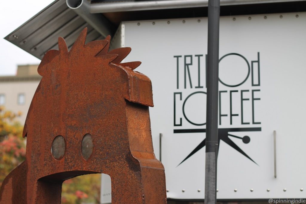 Tripod coffee cart behind community radio station KBFG. Photo: J. Waits/Radio Survivor